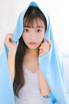 漂亮诱人的女邻居